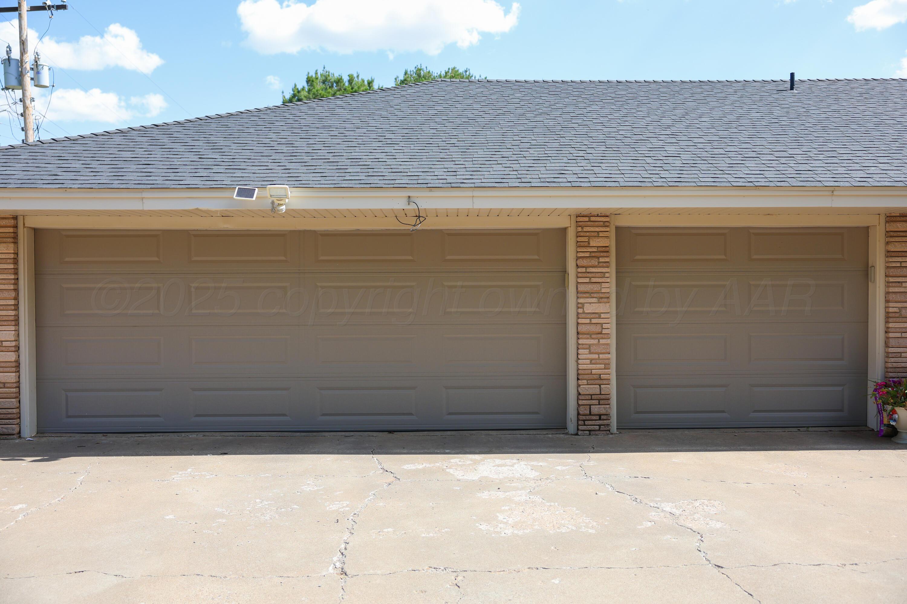 210 Ranger Street Hereford, TX 79045 - Photo 4 of 29 FW9A9145