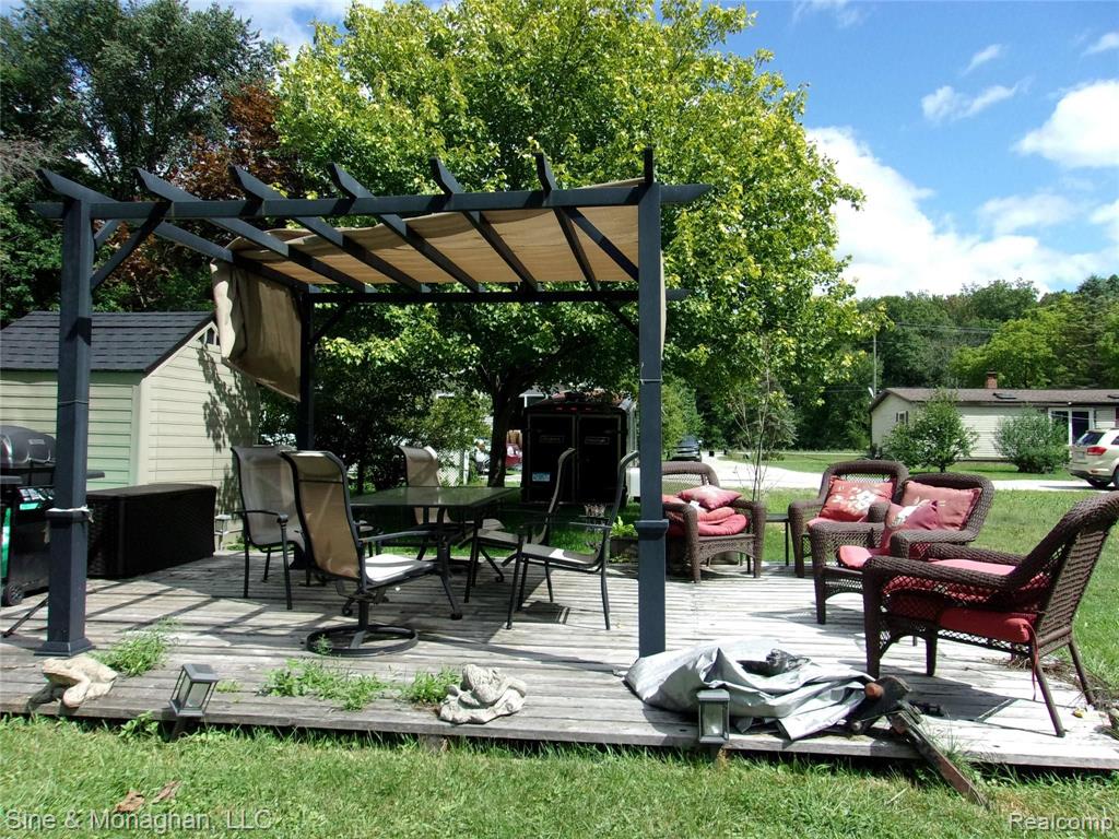 9020 Marsh Road Algonac, MI 48001 - Photo 10 of 33