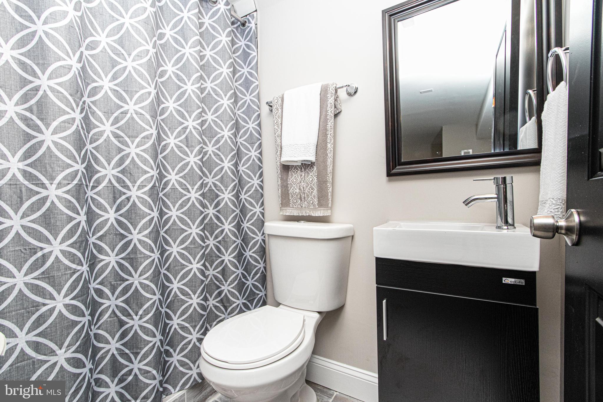6104 Dunroming Road Baltimore, MD 21239 - Photo 54 of 59