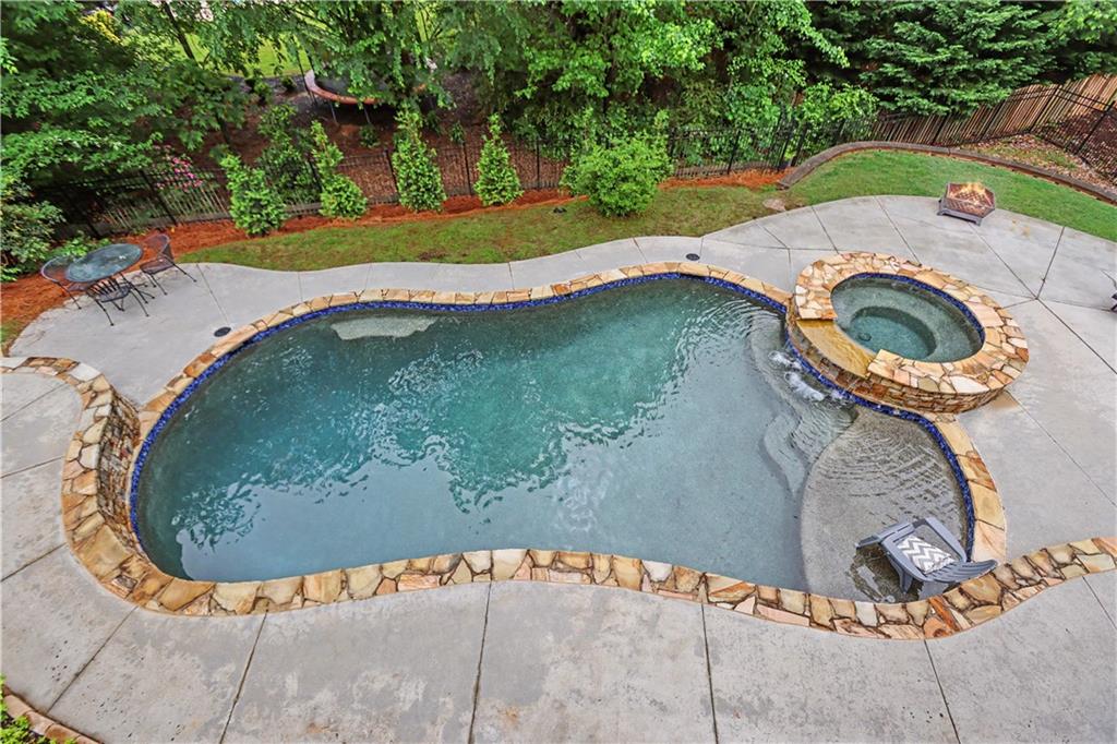 2192 Floral Ridge Drive Dacula, GA 30019 - Photo 3 of 73