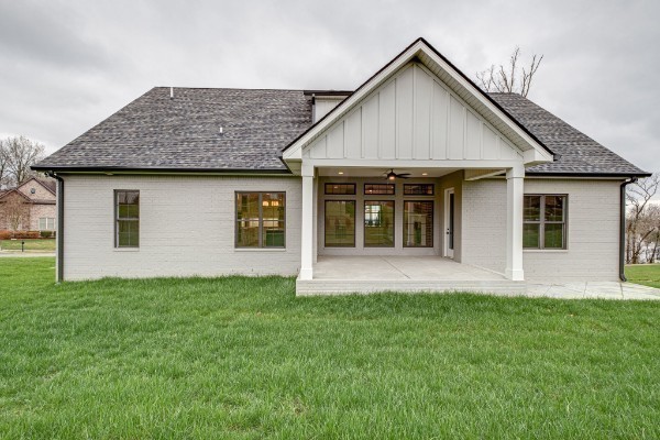 1 Cobbler Rdg Road Franklin, TN 37064 - Photo 26 of 26 a front view of house with yard and green space