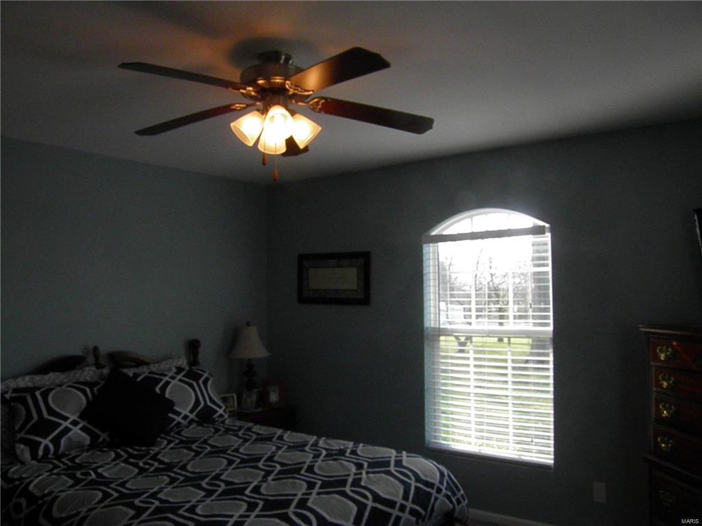 803 Ofallon Troy Road Lebanon, IL 62254 - Photo 24 of 48 Gallery Image 24