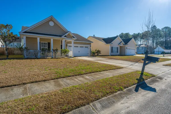 $243,750 | 321 Killarney Trail, Moncks Corner, SC 29461