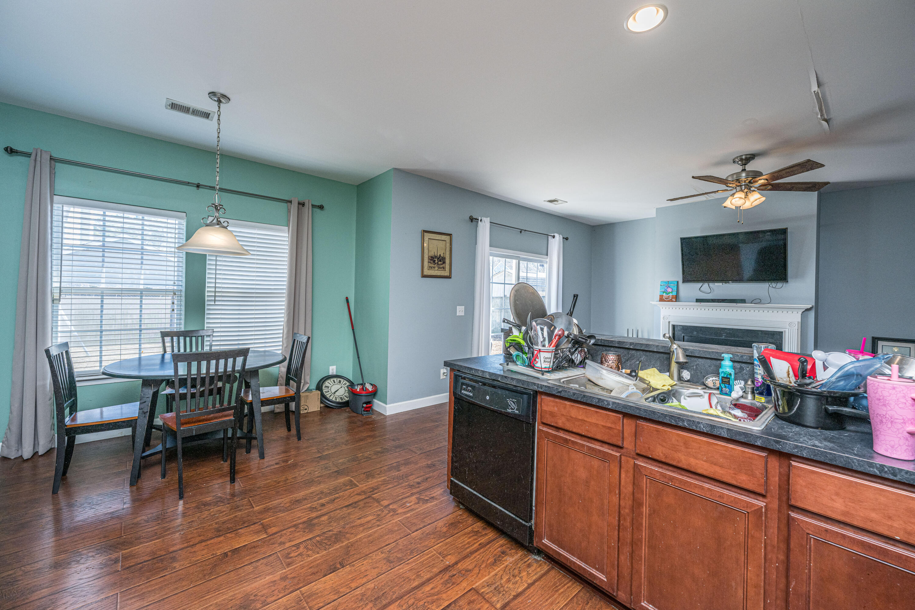 321 Killarney Trail Moncks Corner, SC 29461 - Photo 10 of 39 321KilarneyTrail019