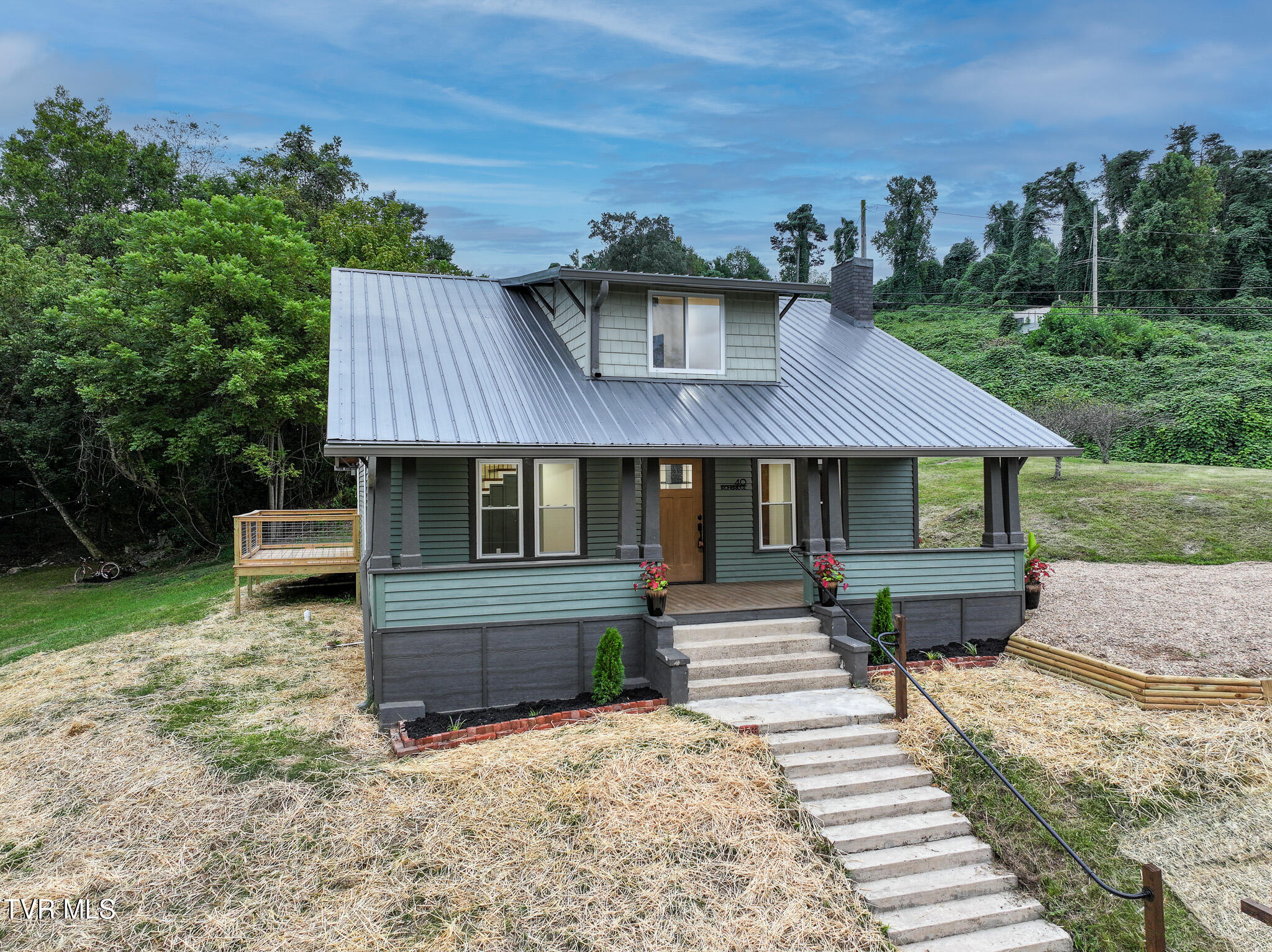 DJI_20250804184959_0413_D-Edit