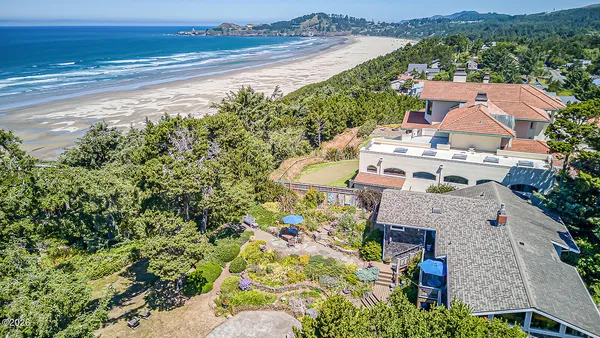 $1,495,000 | 428 Northwest 17th Street, Newport, OR 97365