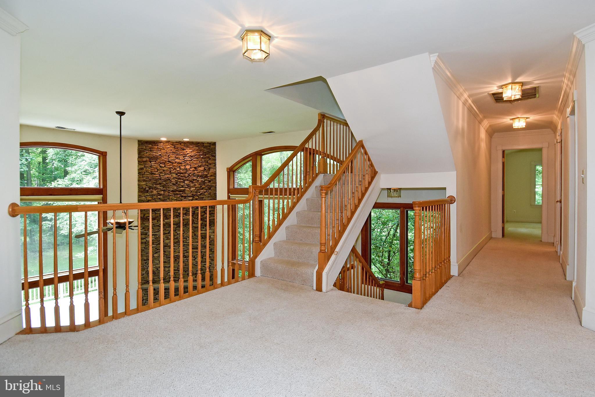 15804 Laughlin Lane Silver Spring, MD 20906 - Photo 29 of 69 2nd level landing