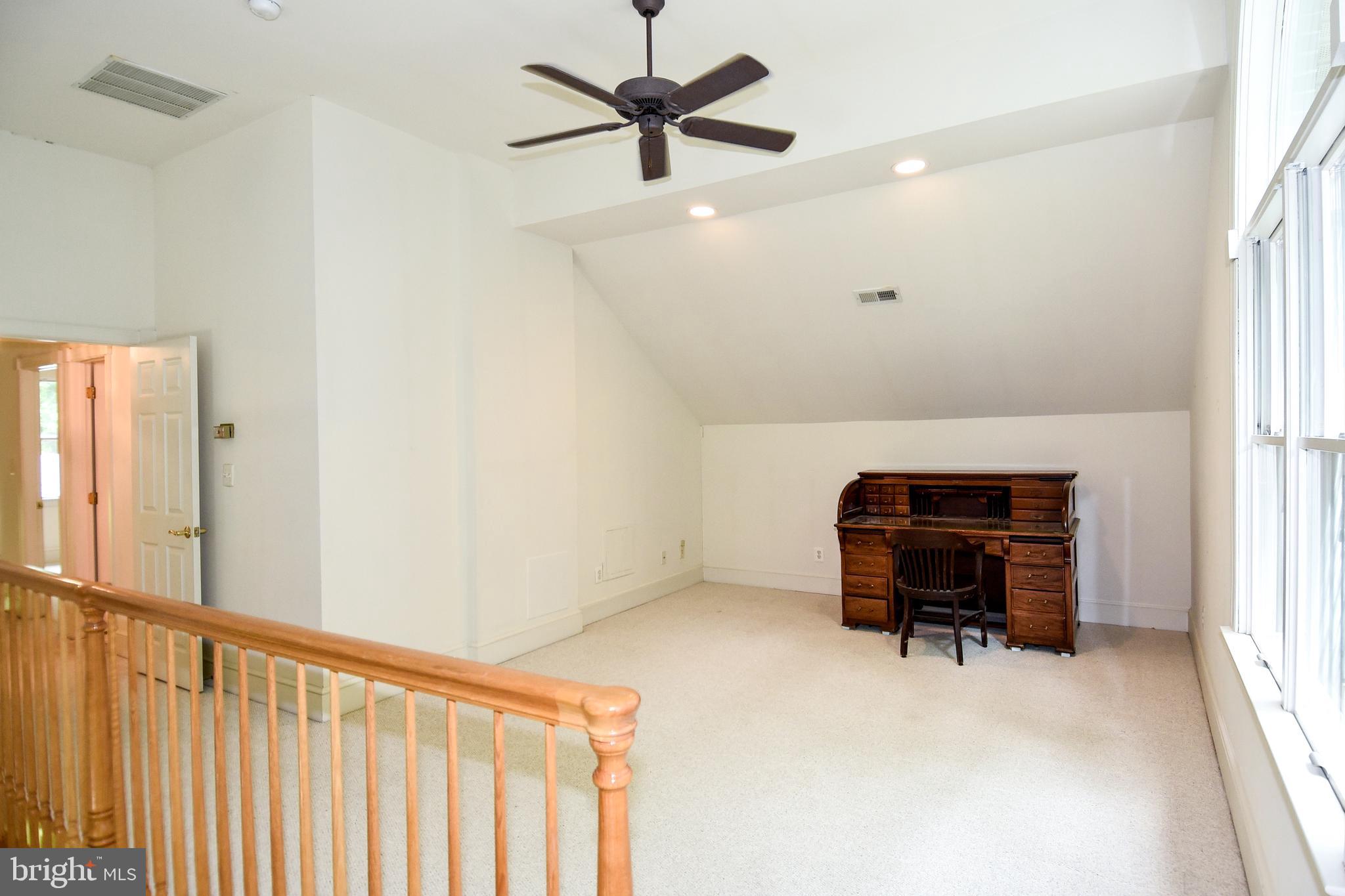 15804 Laughlin Lane Silver Spring, MD 20906 - Photo 44 of 69 Master Sitting Room