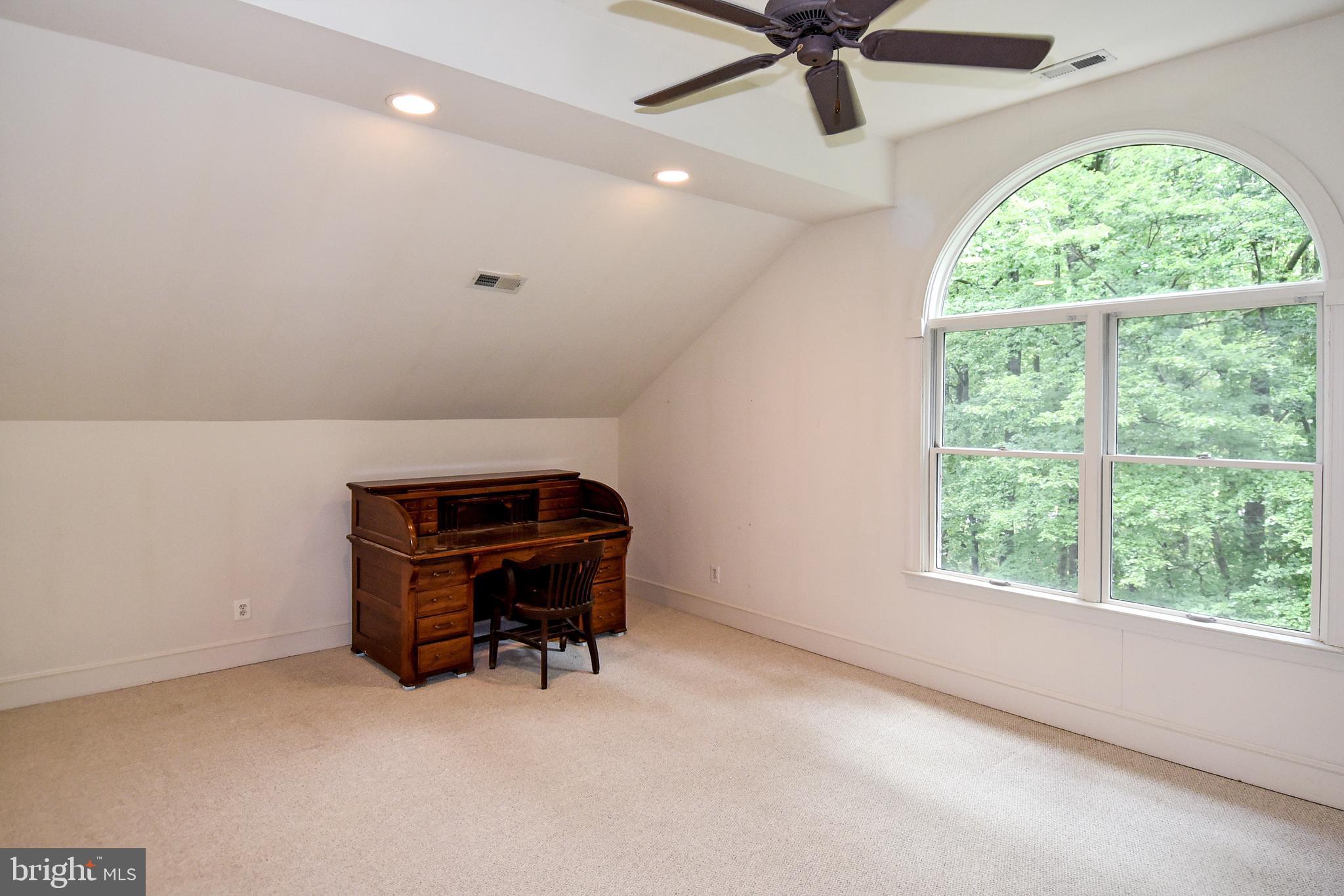 15804 Laughlin Lane Silver Spring, MD 20906 - Photo 45 of 69 Master Sitting Room