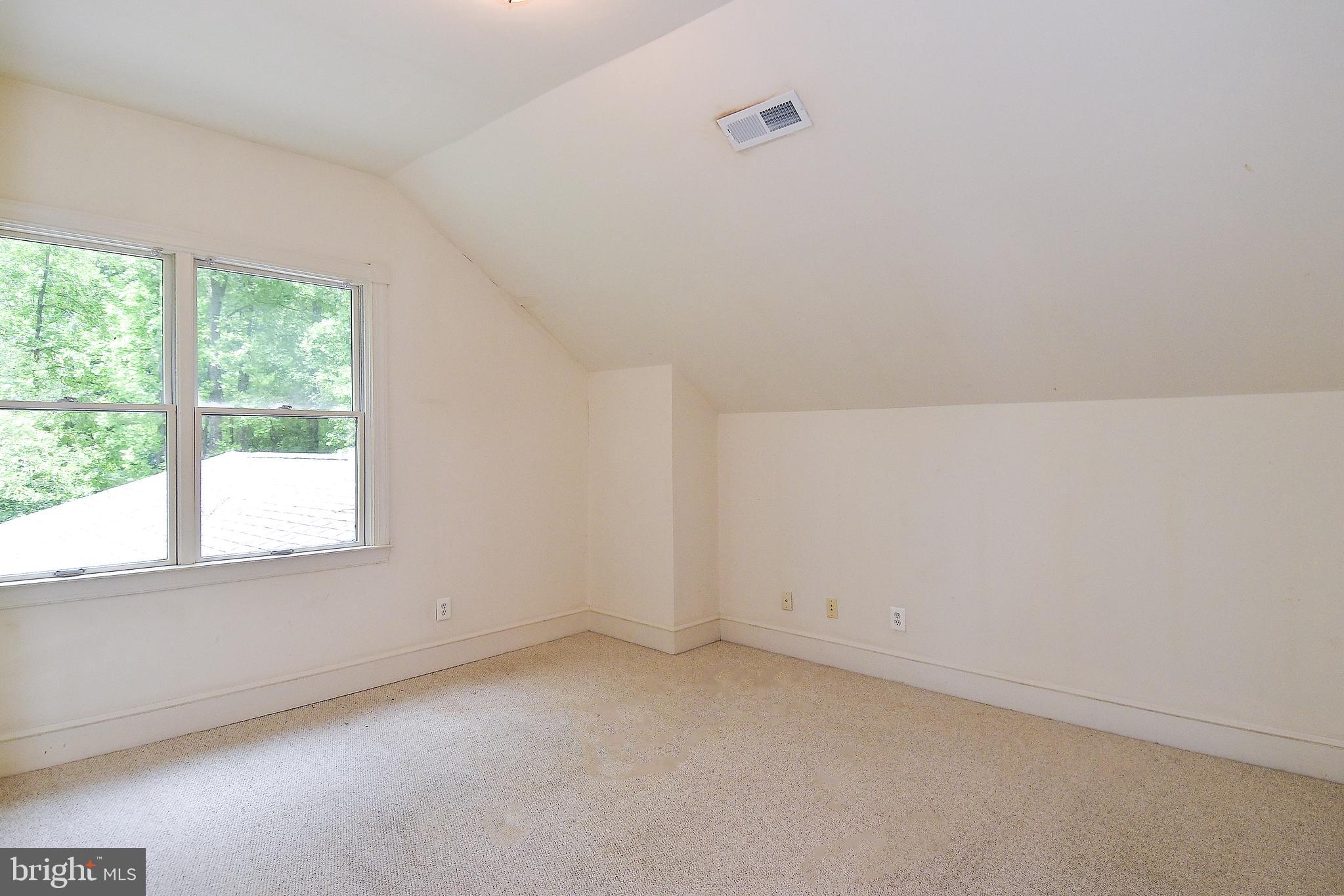 15804 Laughlin Lane Silver Spring, MD 20906 - Photo 59 of 69 4th Bedroom