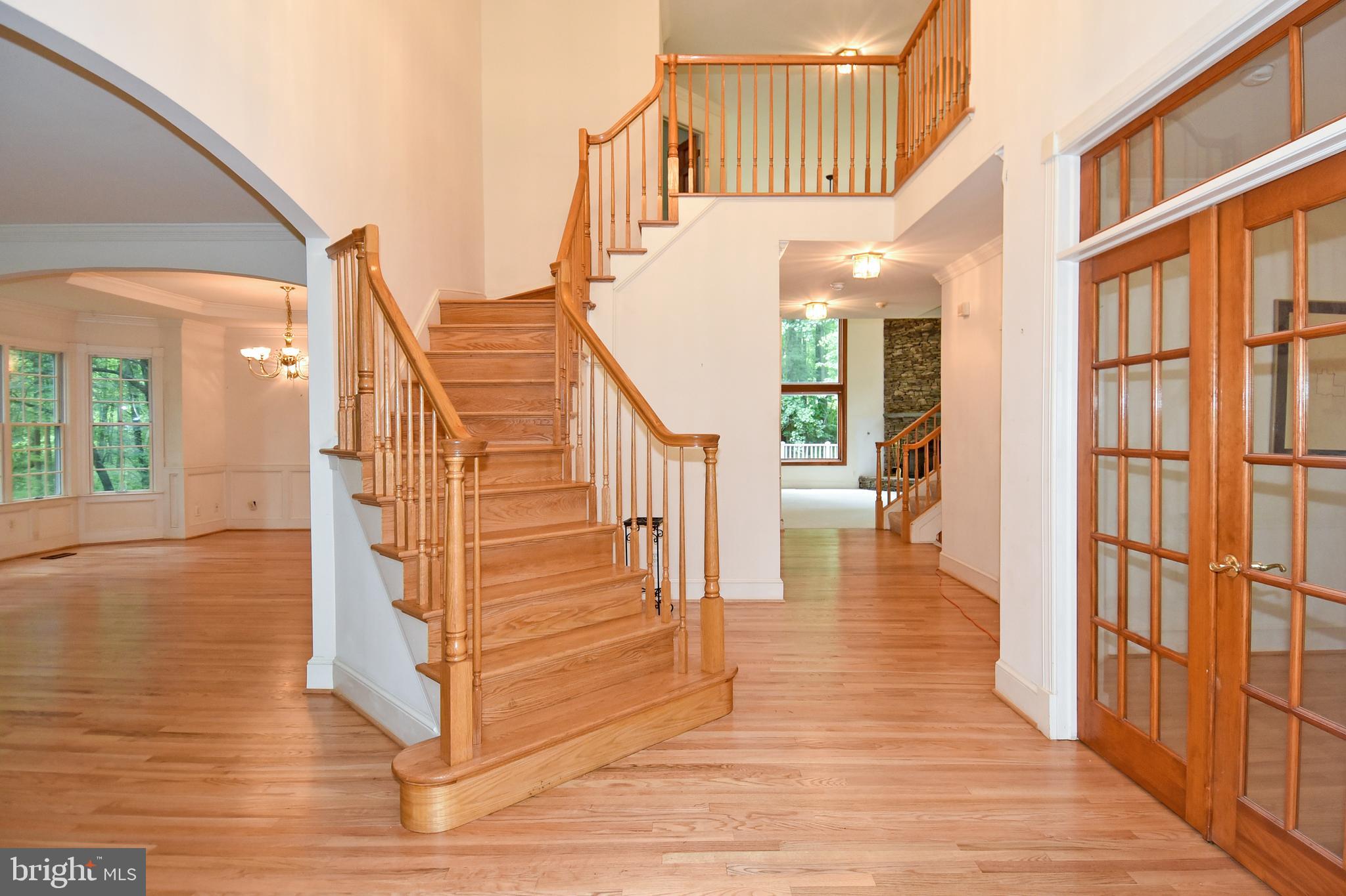 15804 Laughlin Lane Silver Spring, MD 20906 - Photo 10 of 69 Foyer