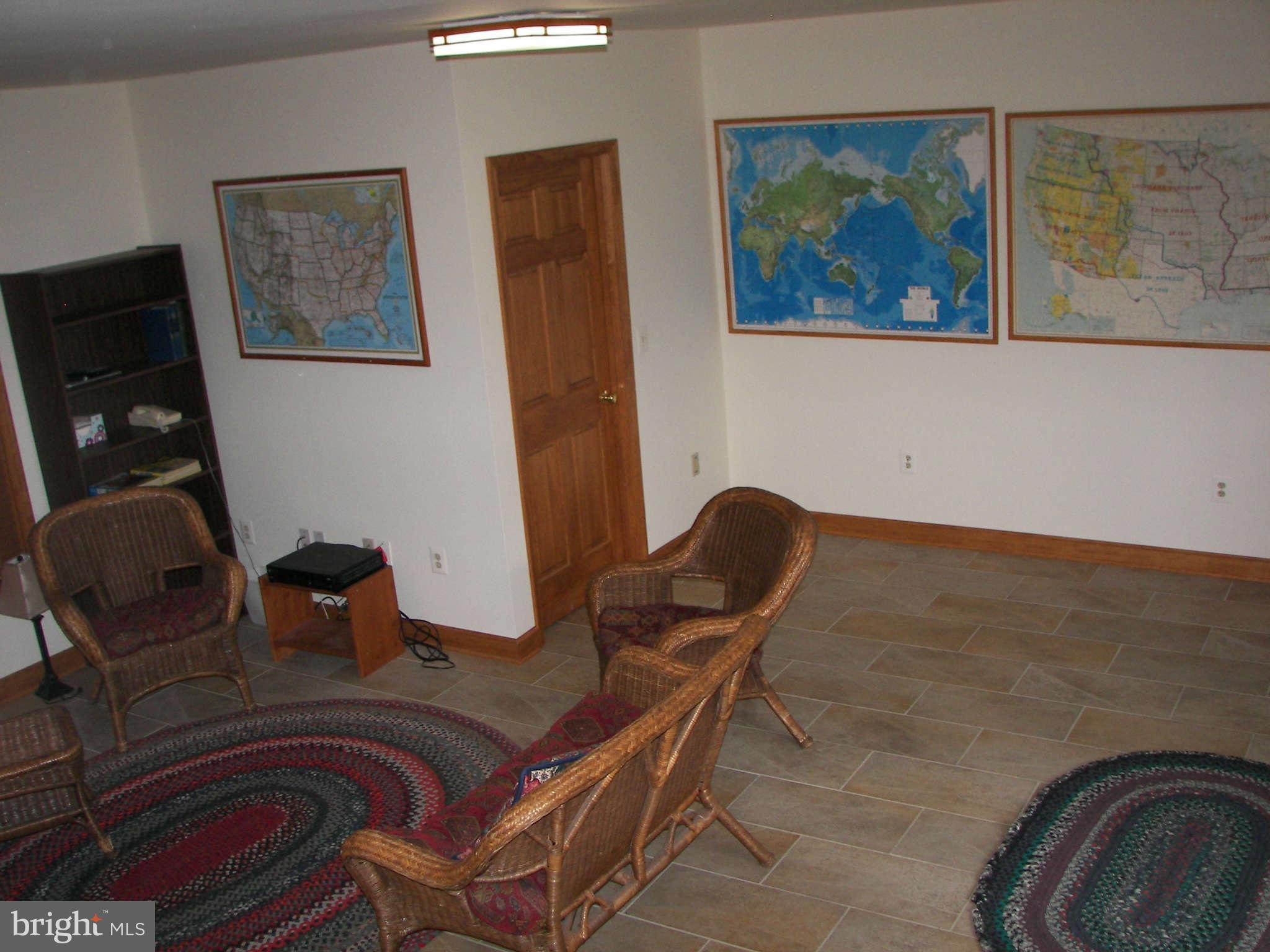 1283 Ungers Store Road Berkeley Springs, WV 25411 - Photo 16 of 30 Family Room