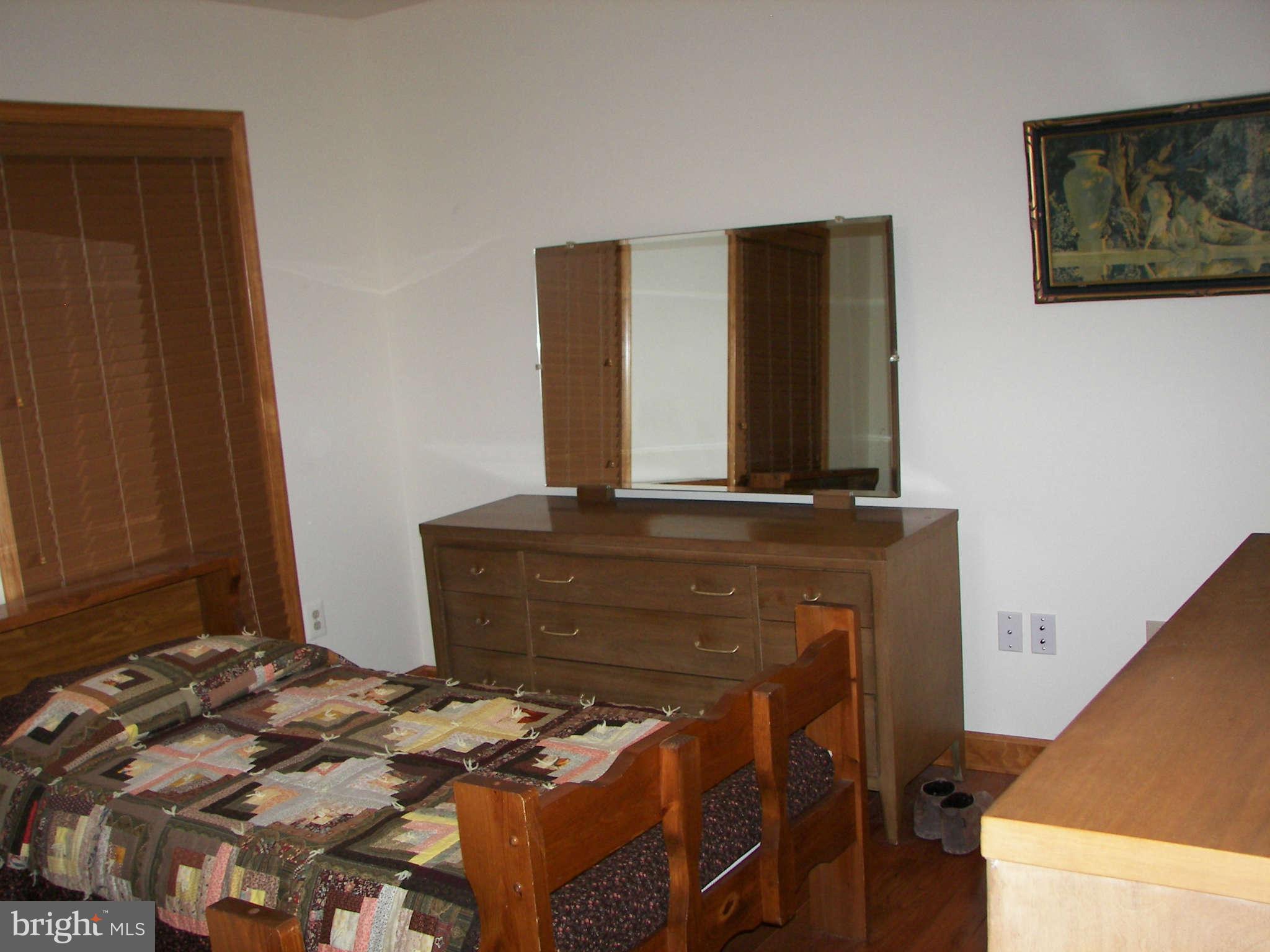 1283 Ungers Store Road Berkeley Springs, WV 25411 - Photo 17 of 30 Bedroom