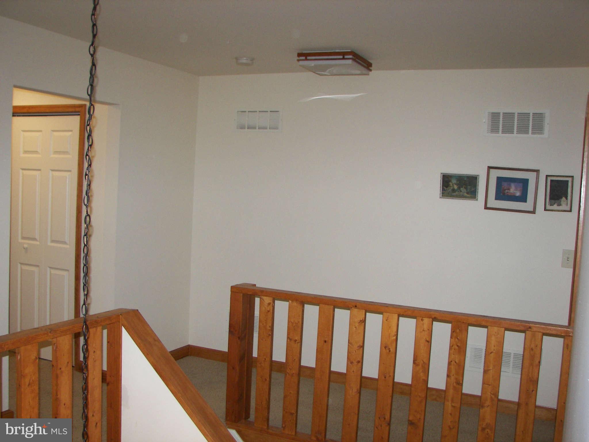 1283 Ungers Store Road Berkeley Springs, WV 25411 - Photo 21 of 30 Interior (General)