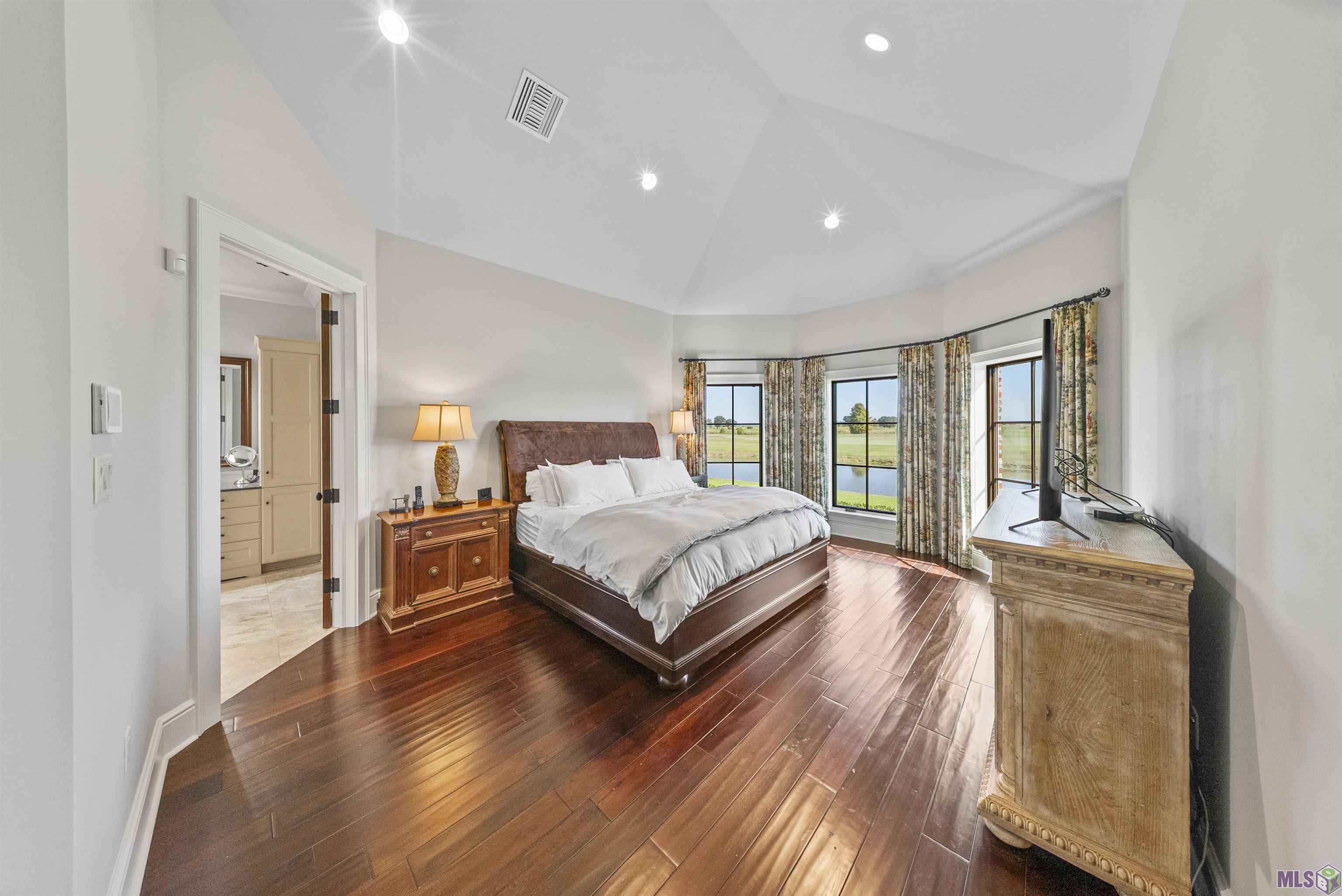 271 Latour Boulevard Mathews, LA 70375 - Photo 11 of 22