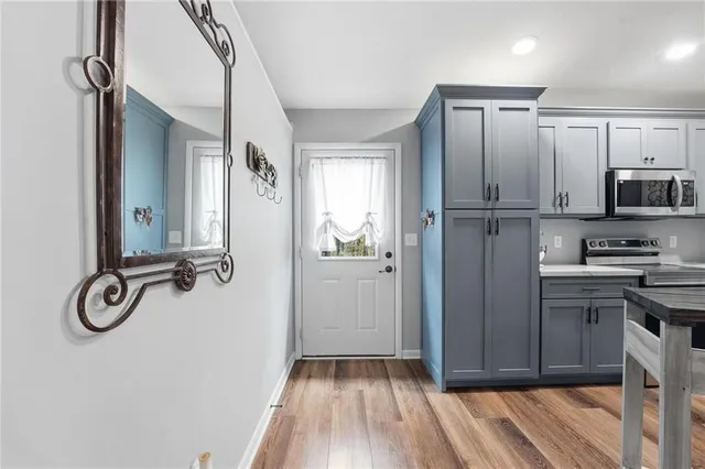 $299,600 | 58 East Sugar Lk Cove, Mound City, KS 66056