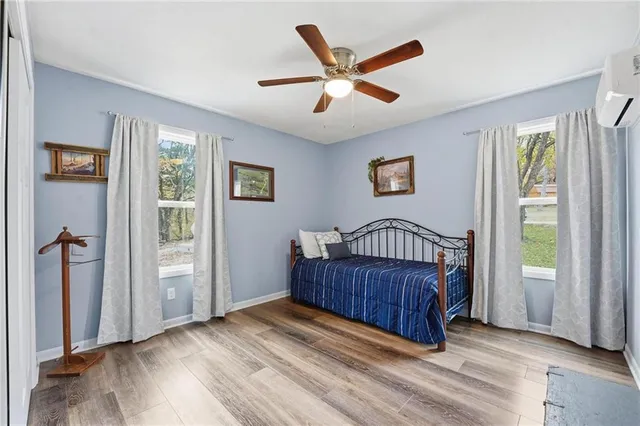 $299,600 | 58 East Sugar Lk Cove, Mound City, KS 66056