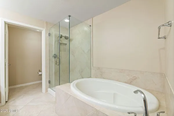 $2,700 | 33575 North Dove Lakes Drive, Unit 1023, Cave Creek, AZ 85331