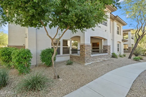 $2,700 | 33575 North Dove Lakes Drive, Unit 1023, Cave Creek, AZ 85331