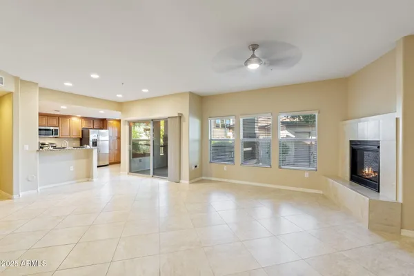 $2,700 | 33575 North Dove Lakes Drive, Unit 1023, Cave Creek, AZ 85331