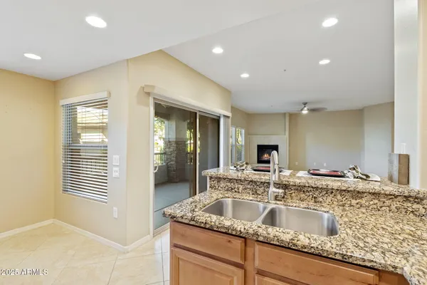 $2,700 | 33575 North Dove Lakes Drive, Unit 1023, Cave Creek, AZ 85331