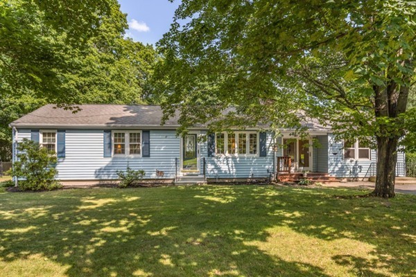 4 Maple Street Shirley, MA 01464 - Photo 1 of 26 Gallery Image 1
