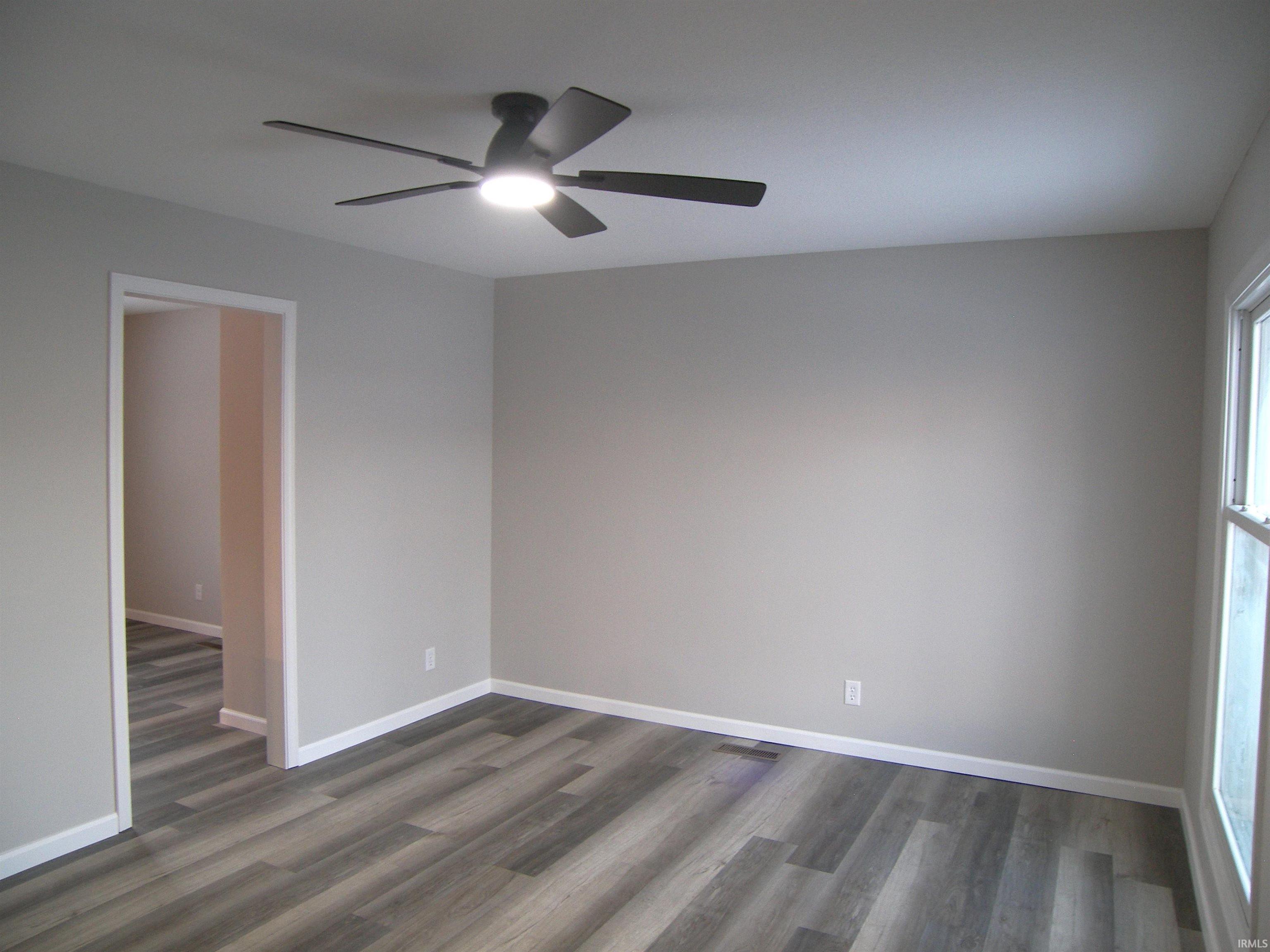 1820 Michaels Street Warsaw, IN 46580 - Photo 10 of 36