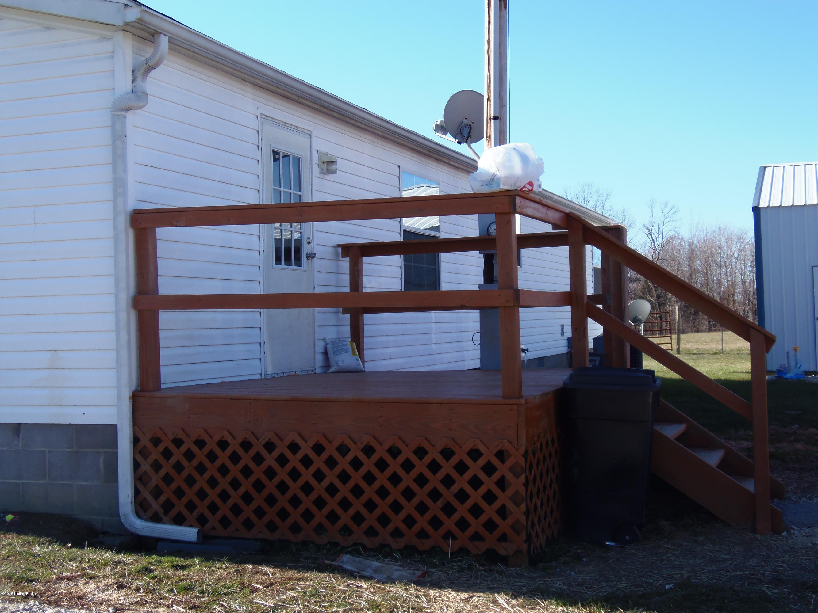 1485 Stony Point Road Rhodelia, KY 40161 - Photo 17 of 20 P1050949