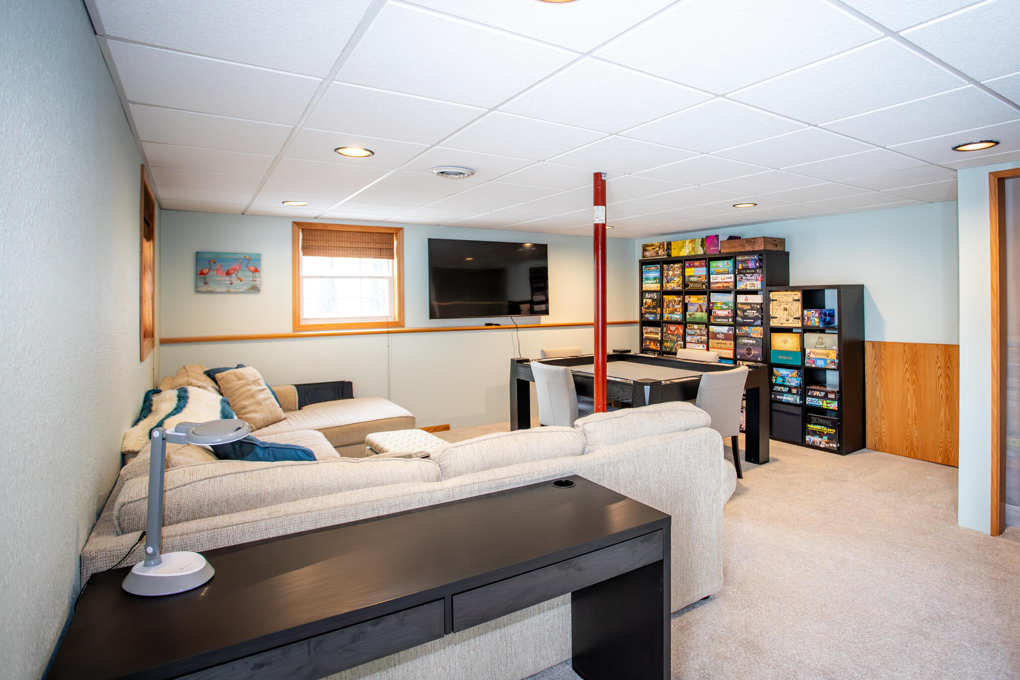 2564 Fox Ridge Court Sheboygan, WI 53081 - Photo 29 of 33 Family Room