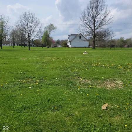 $530,000 | 7960 West 800 North, Fairland, IN 46126