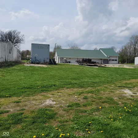 $530,000 | 7960 West 800 North, Fairland, IN 46126