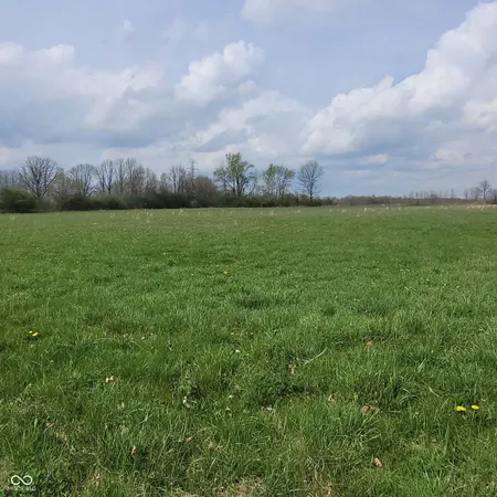 $530,000 | 7960 West 800 North, Fairland, IN 46126