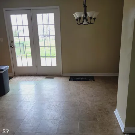 $530,000 | 7960 West 800 North, Fairland, IN 46126