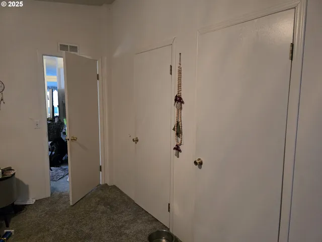 $275,000 | 217 Northeast Peggy Avenue, Roseburg, OR 97470