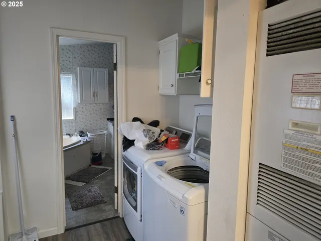 $275,000 | 217 Northeast Peggy Avenue, Roseburg, OR 97470