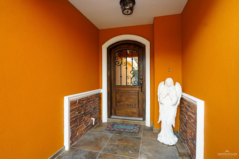 1408 Royola Street Mission, TX 78572 - Photo 7 of 42 a view of entryway with elevator