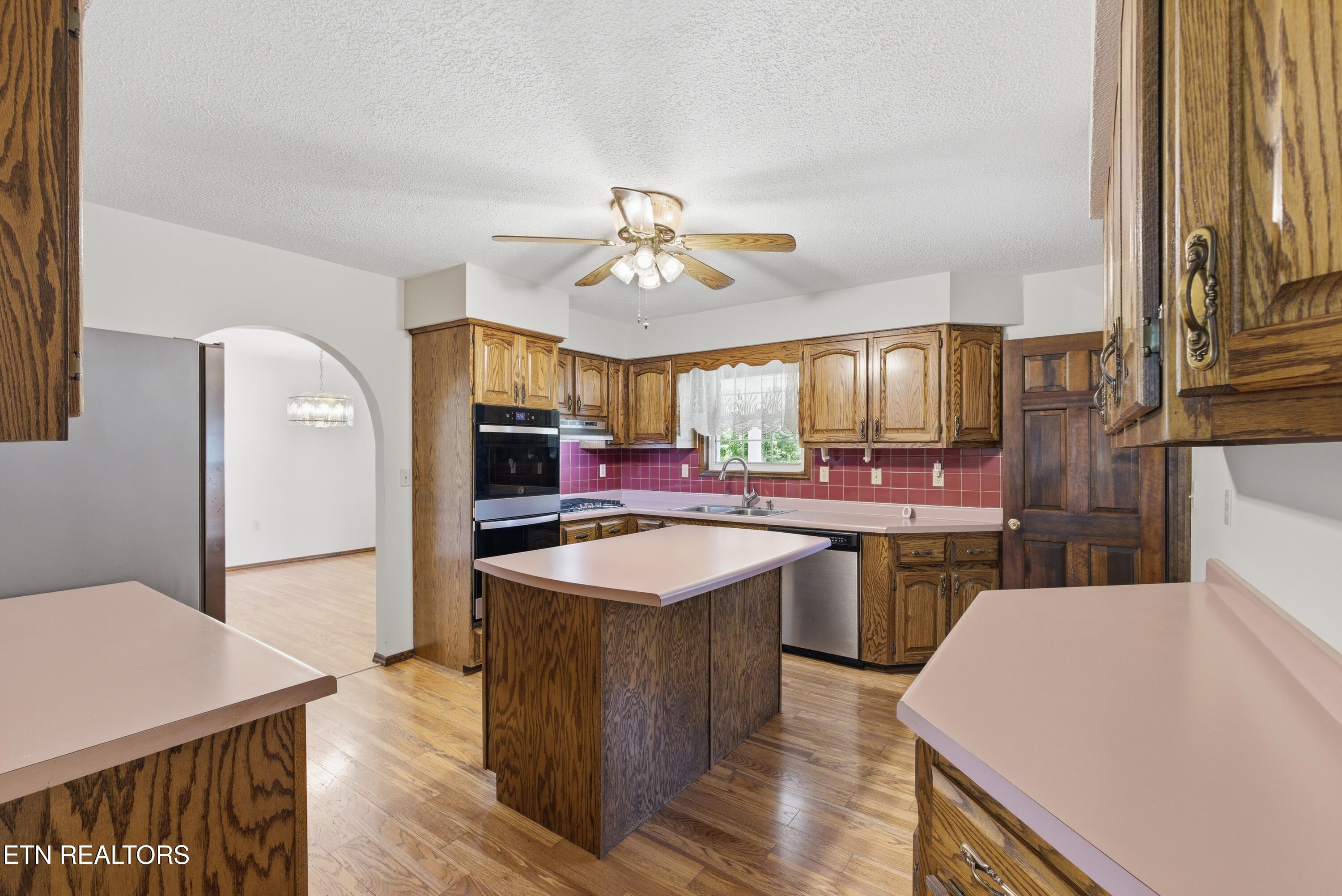 788 Old Jamestown Road Helenwood, TN 37755 - Photo 5 of 49 476W4025