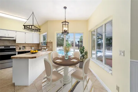 $590,000 | 21959 Northwest 6th Street, Dunnellon, FL 34431