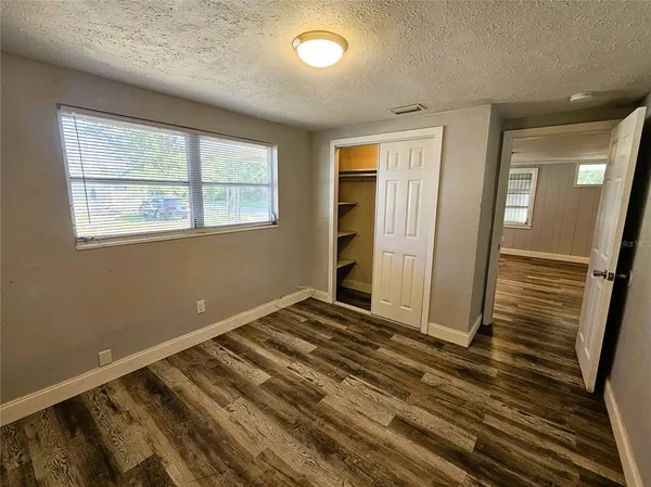 $1,900 | 501 25th Avenue West, Bradenton, FL 34205