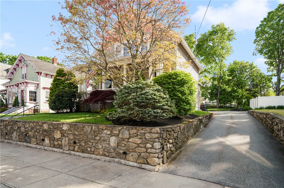 224 Summer Street Woonsocket, RI 02895 - Photo 32 of 46 Gallery Image 32