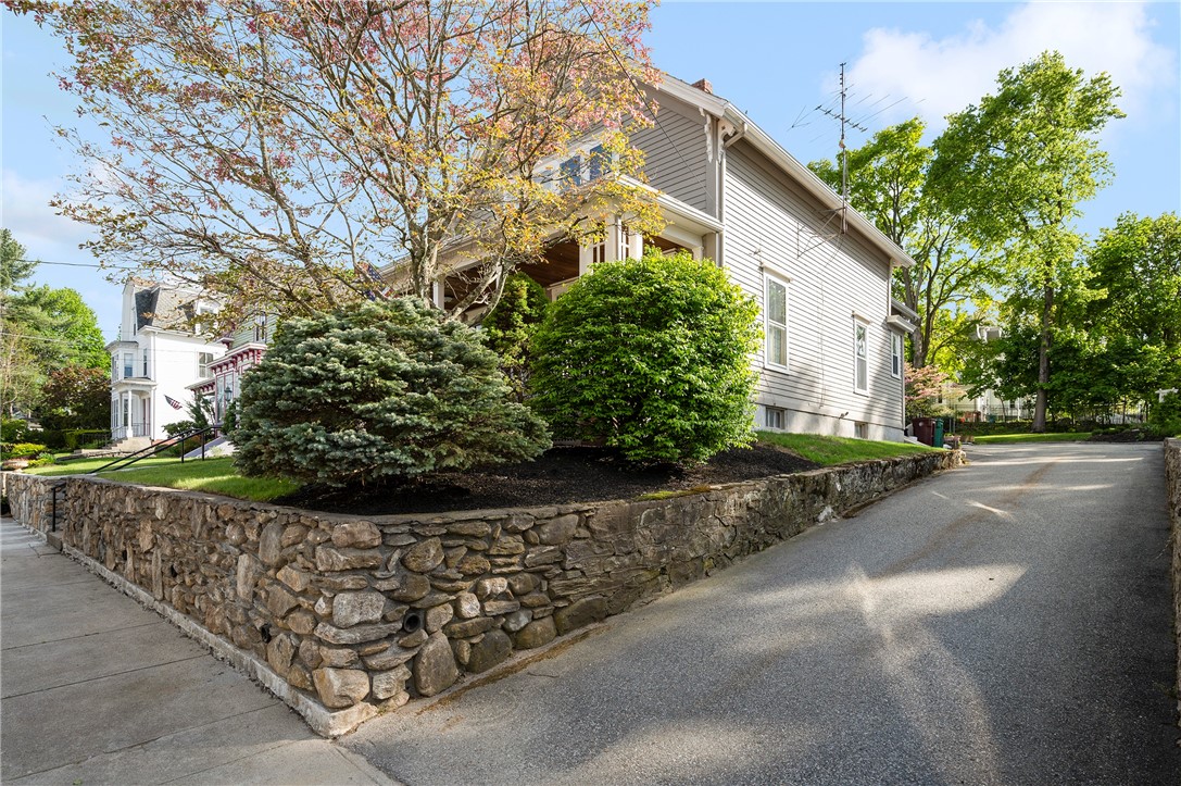 224 Summer Street Woonsocket, RI 02895 - Photo 33 of 46 Gallery Image 33
