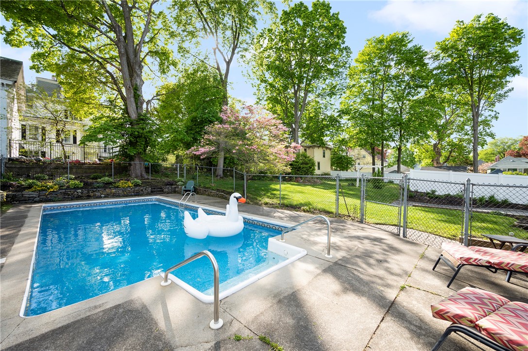 224 Summer Street Woonsocket, RI 02895 - Photo 46 of 46 Gallery Image 46