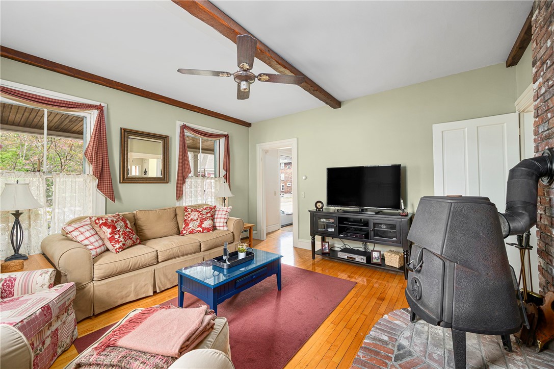 224 Summer Street Woonsocket, RI 02895 - Photo 8 of 46 Gallery Image 8