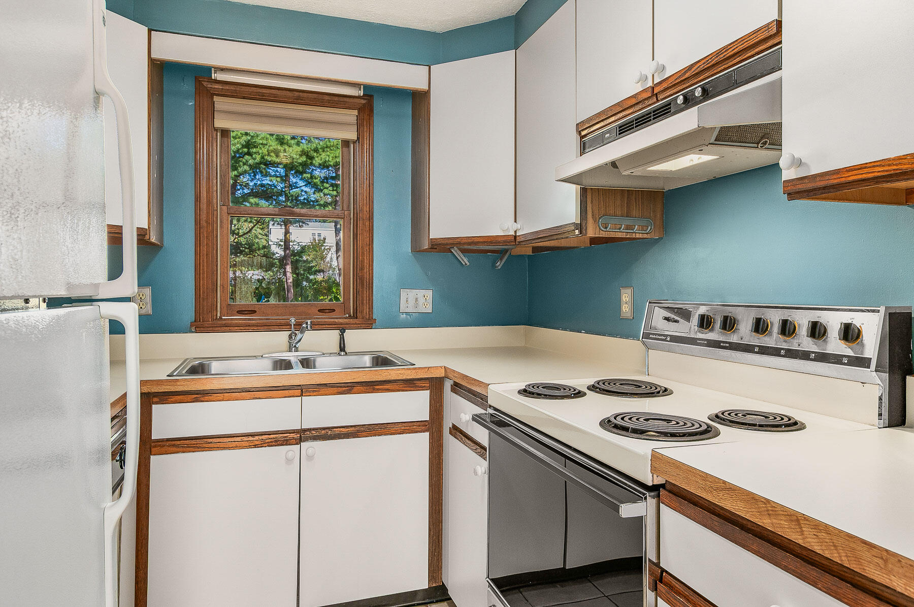 1414 Forest Avenue, Unit 3 Portland, ME 04103 - Photo 5 of 34 seacoastrephotography-7