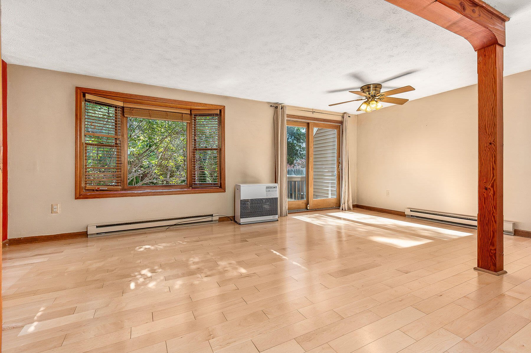 1414 Forest Avenue, Unit 3 Portland, ME 04103 - Photo 7 of 34 seacoastrephotography-2