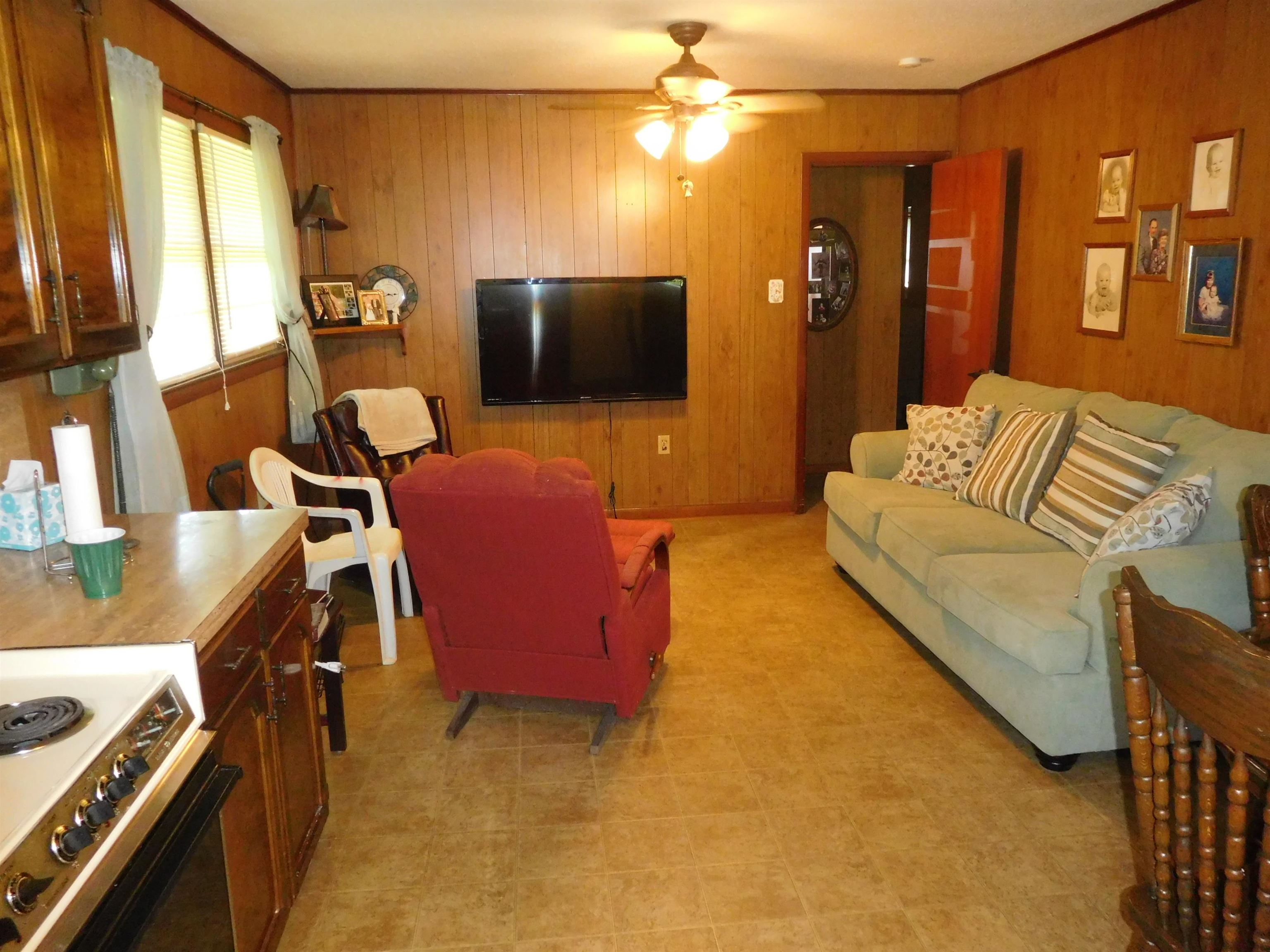 312 State Rd S-11-492 Gaffney, SC 29340 - Photo 4 of 13 Gallery Image 4