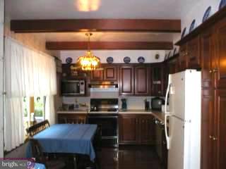 307 Kathmere Road Havertown, PA 19083 - Photo 4 of 6