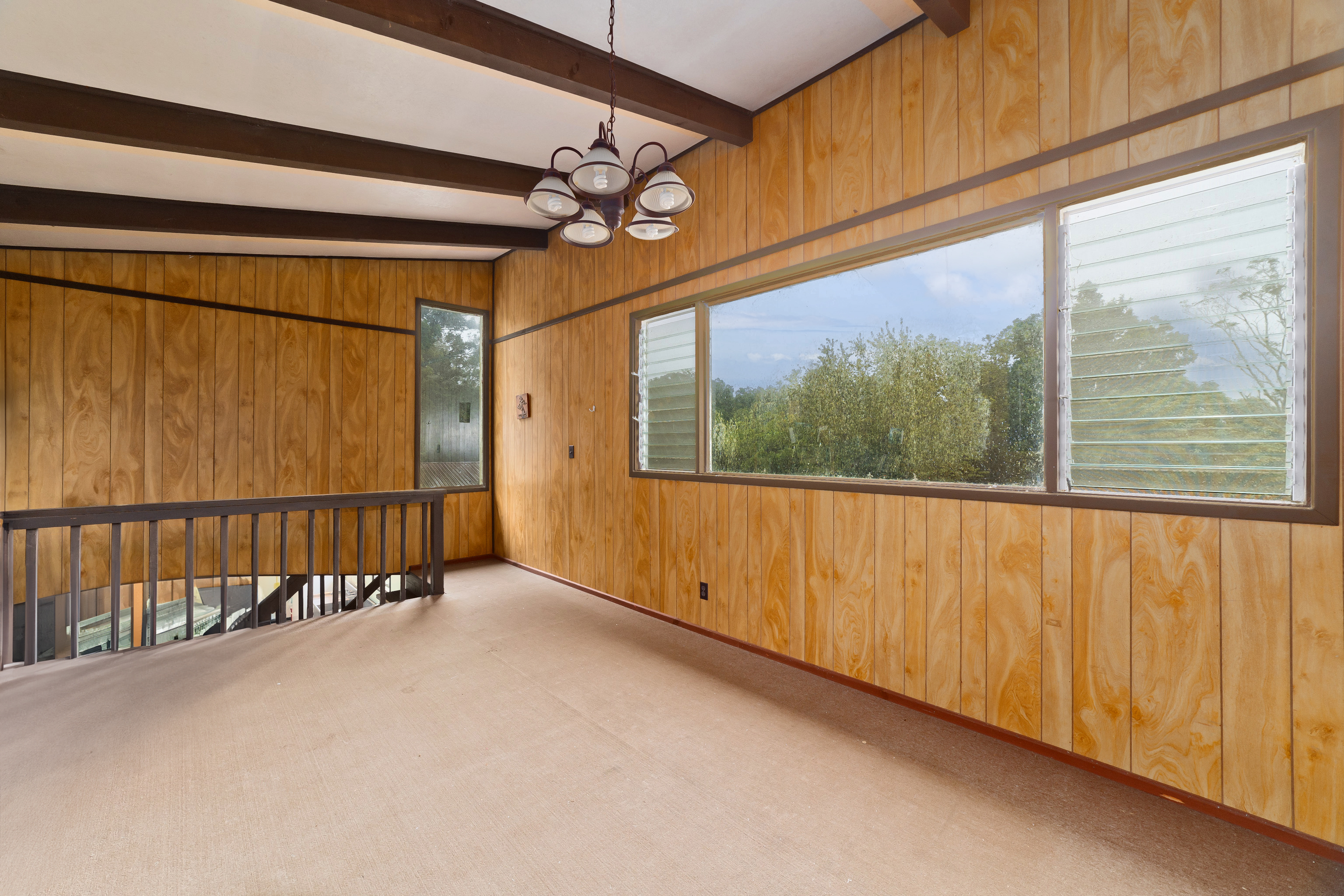 44-3342 Kula Kahiko Road Paauilo, HI 96776 - Photo 9 of 30 a view of a porch with wooden floor