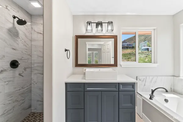 $819,900 | 25 Horseshu Vue Circle, Horseshoe Bend, ID 83629