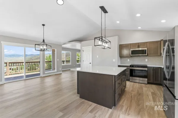 $819,900 | 25 Horseshu Vue Circle, Horseshoe Bend, ID 83629